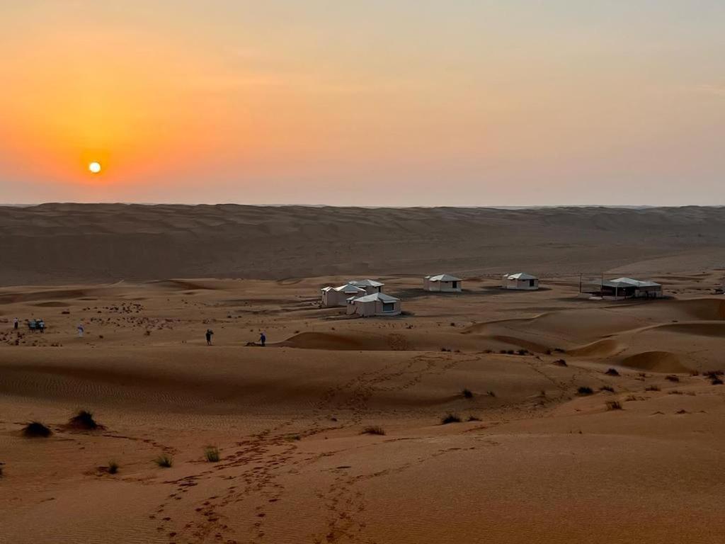 Safari Dunes Camp Ḩawīyah Buitenkant foto