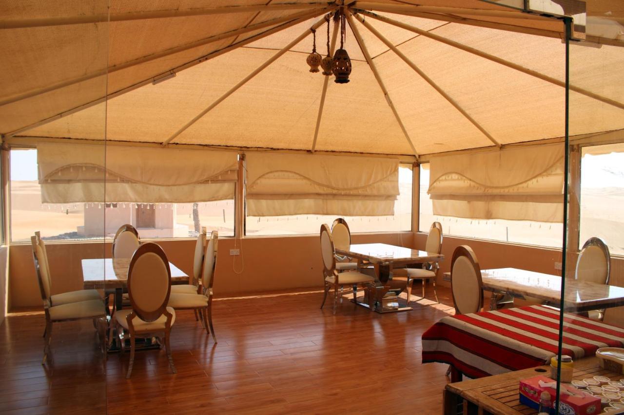 Safari Dunes Camp Ḩawīyah Buitenkant foto